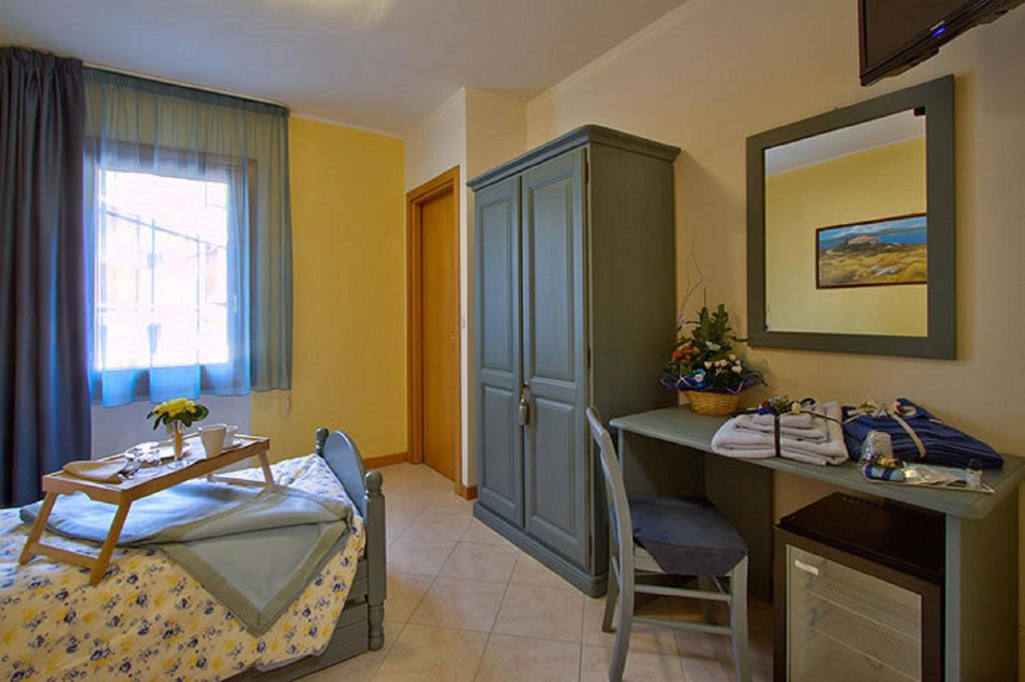 Pergola Rooms Тольмеццо Екстер'єр фото
