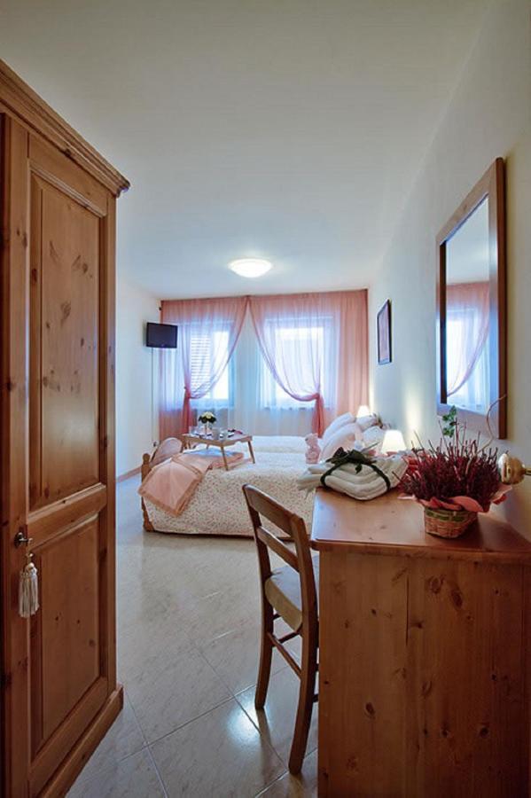 Pergola Rooms Тольмеццо Екстер'єр фото